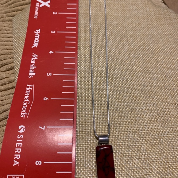 Red stone set in sterling bezel. Sterling chain included. - Picture 5 of 10